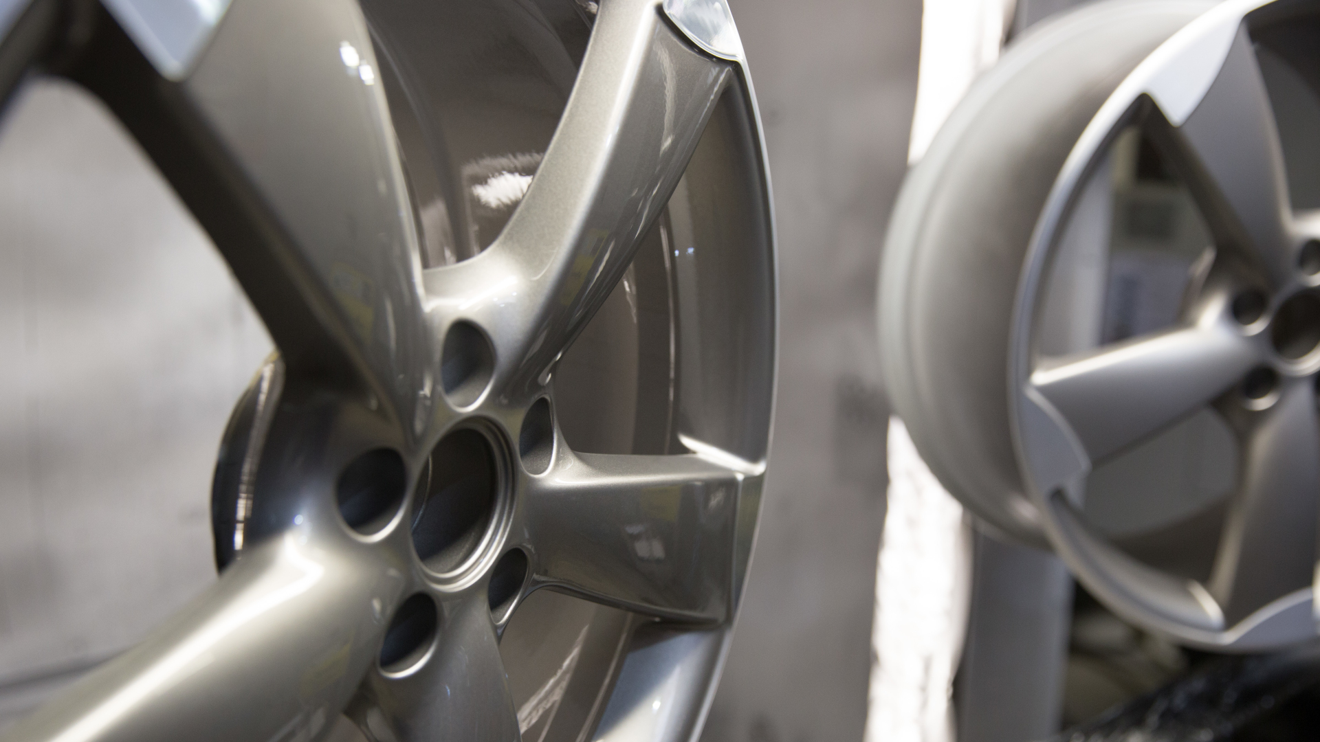 ALLOY WHEEL REFURBISHMENT IN CORNWALL